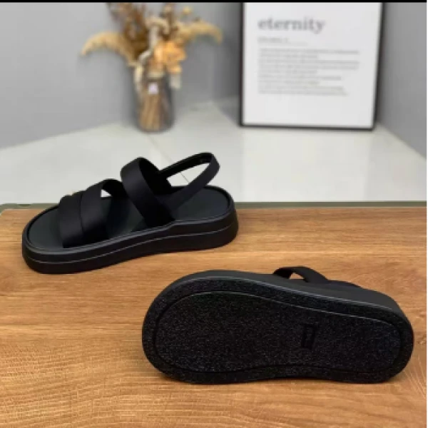 CK2812简约百搭纯色软底凉鞋