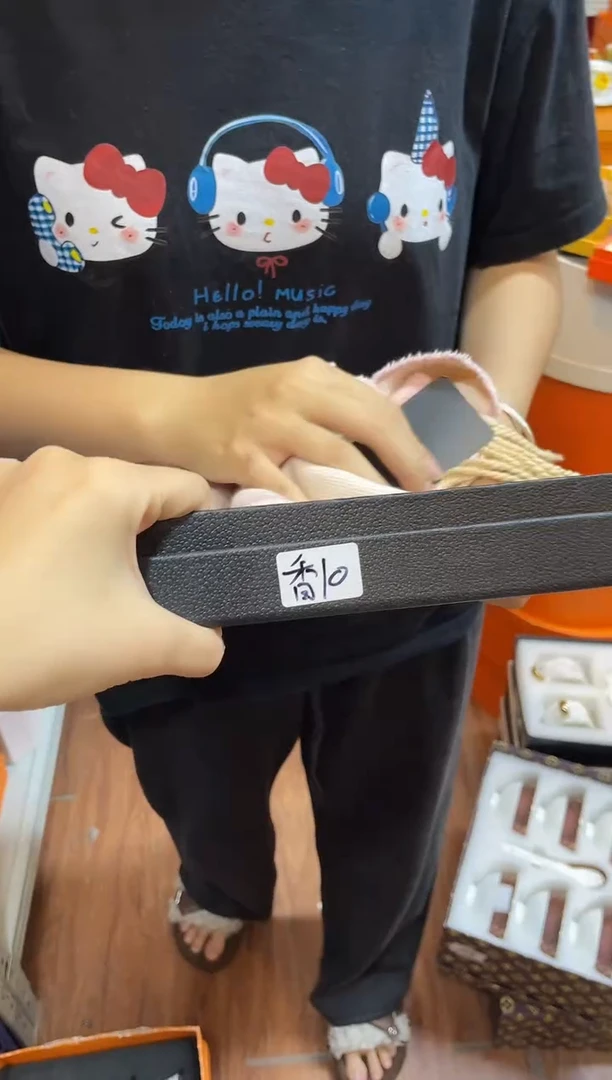 杯鸿辉家品牌瓷器，京东包邮！