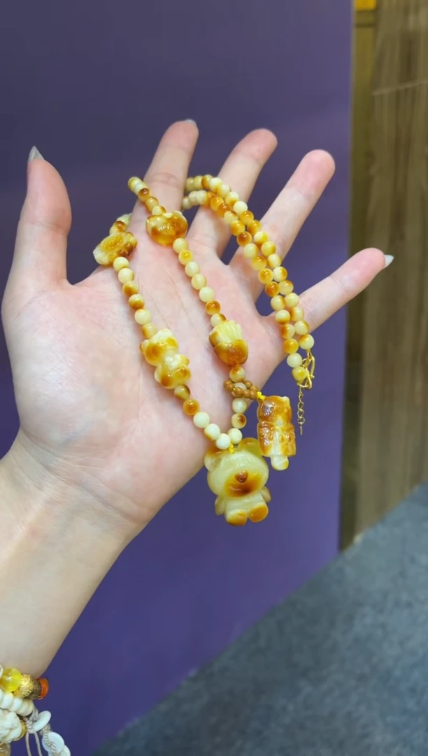 【闪购商品】琥珀珠宝奇石未镶嵌小熊