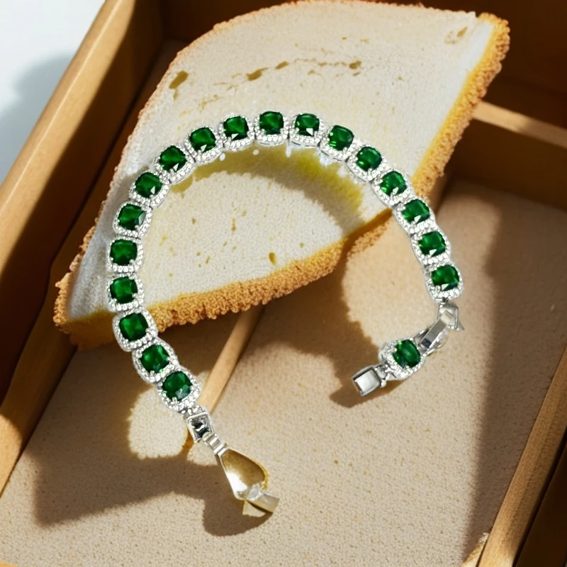 绿手链方形四爪白底b78