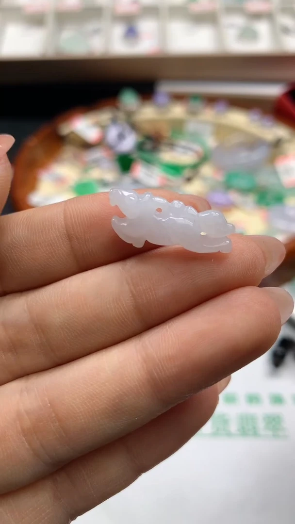 【闪购商品】翡翠吊坠(不含链)未镶嵌吊坠