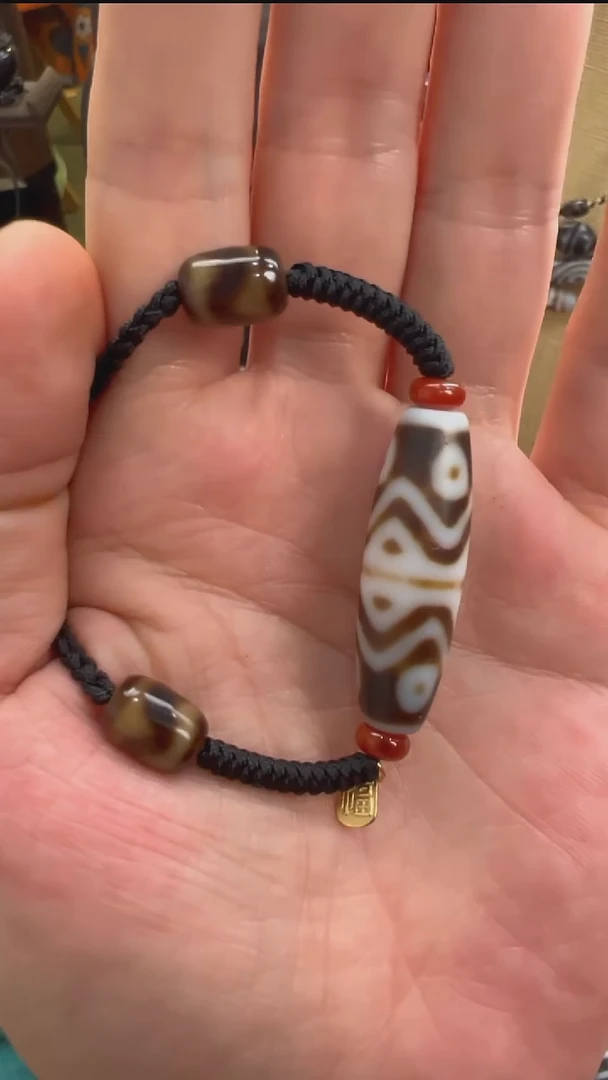 玛瑙/玉髓颈饰未镶嵌小卢全手工每年投融资