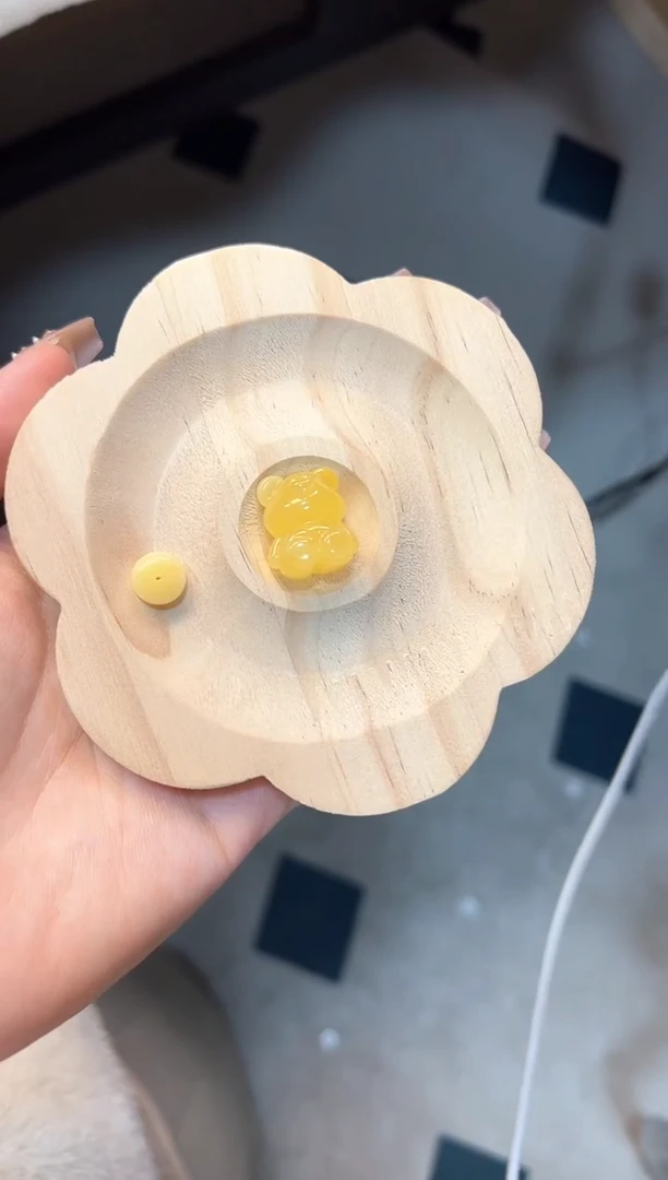 【闪购商品】琥珀珠宝奇石未镶嵌小熊