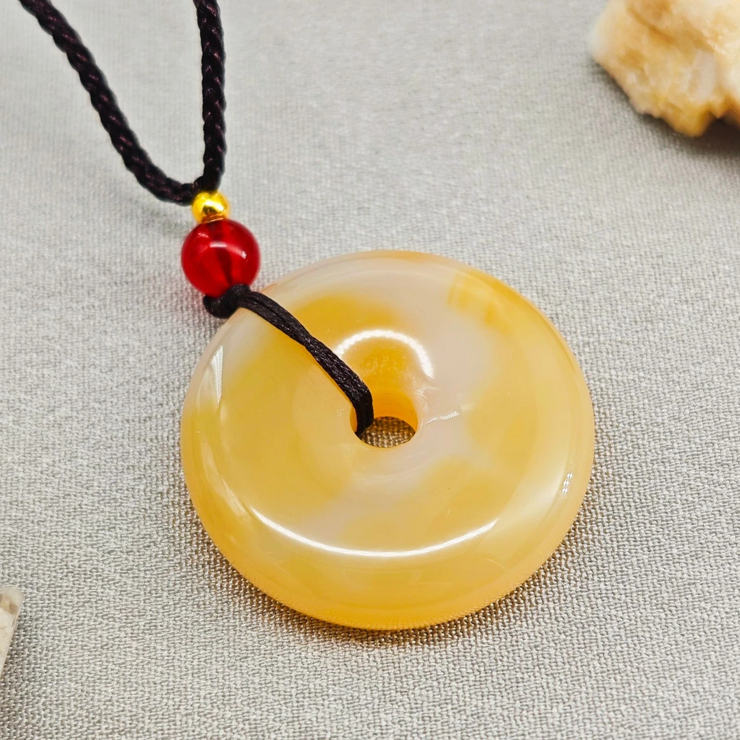 女神节特惠 俏色黄玛瑙平安扣/NYXF-MNDZ-10（多样性发货）