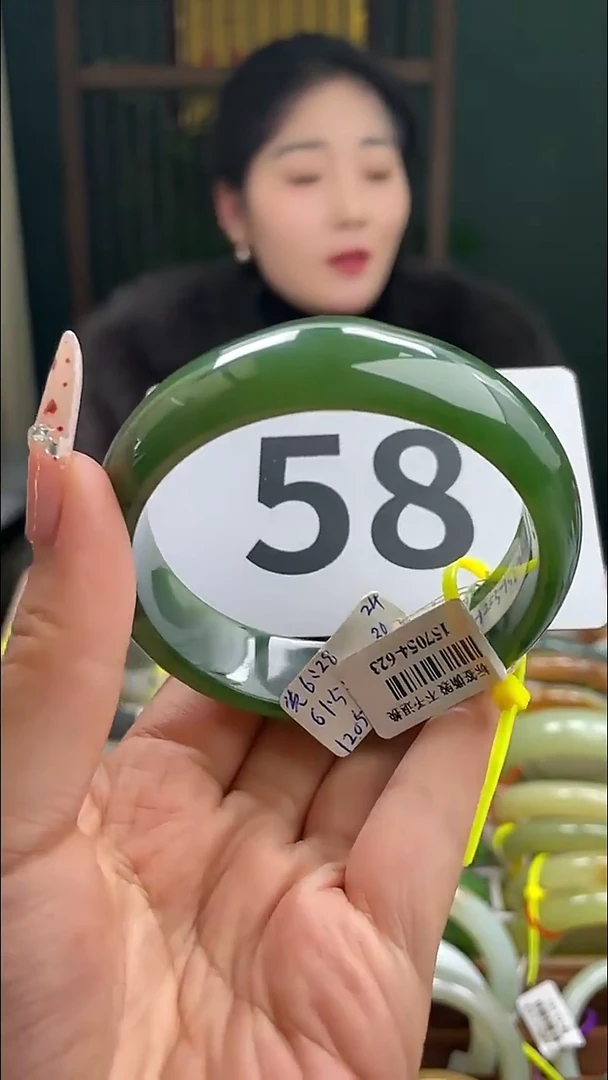 定制和田玉和田玉手镯