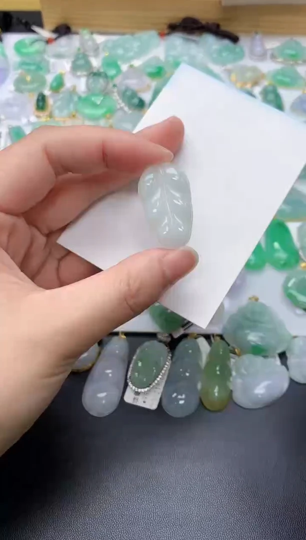 颈饰未镶嵌翡翠天然A货