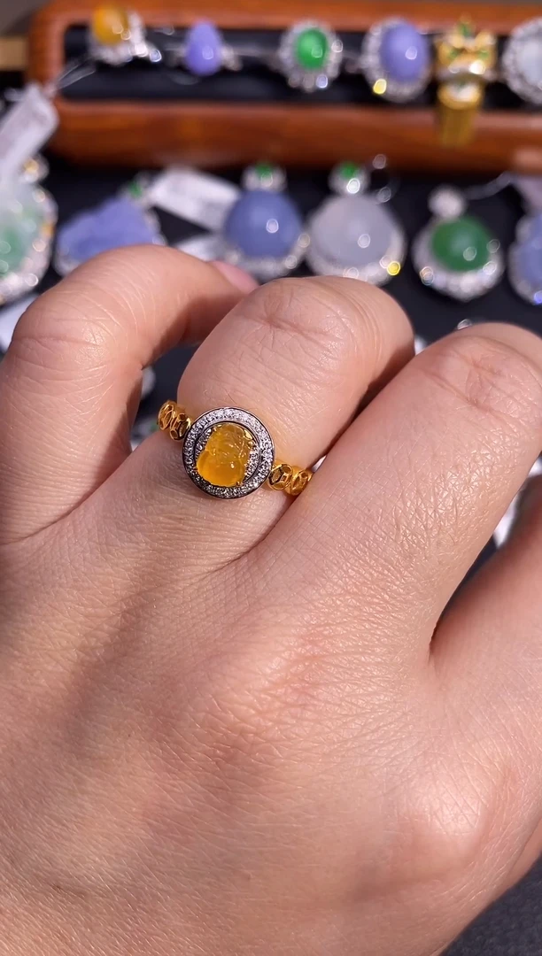 【闪购商品】翡翠戒指18K金镶嵌戒指