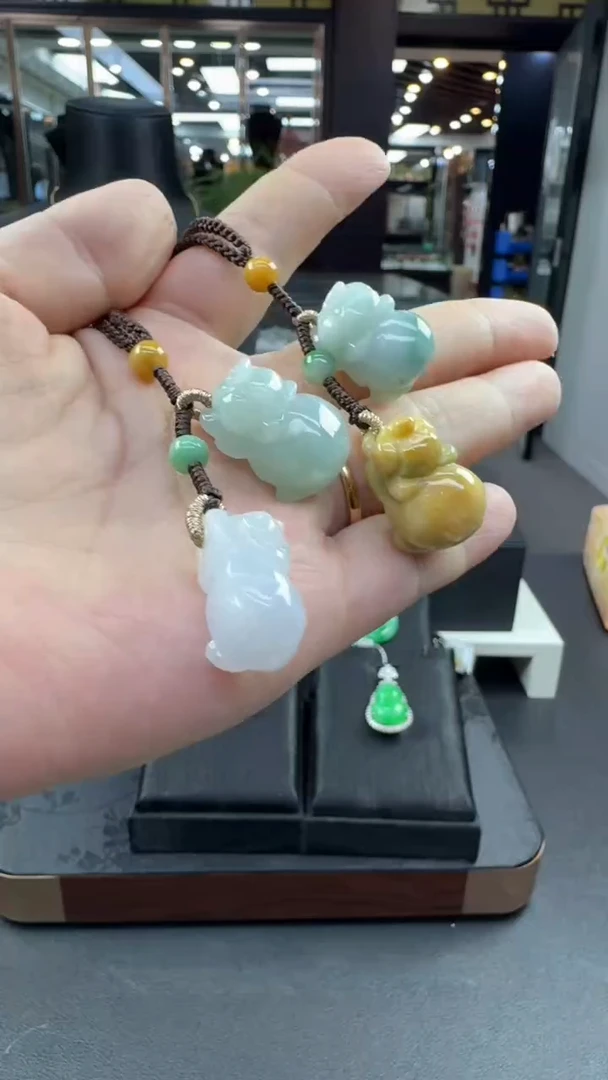 未镶嵌挂件翡翠小猪多样性发其一