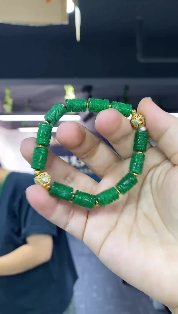 未镶嵌手链翡翠多样性发其一颜色微差