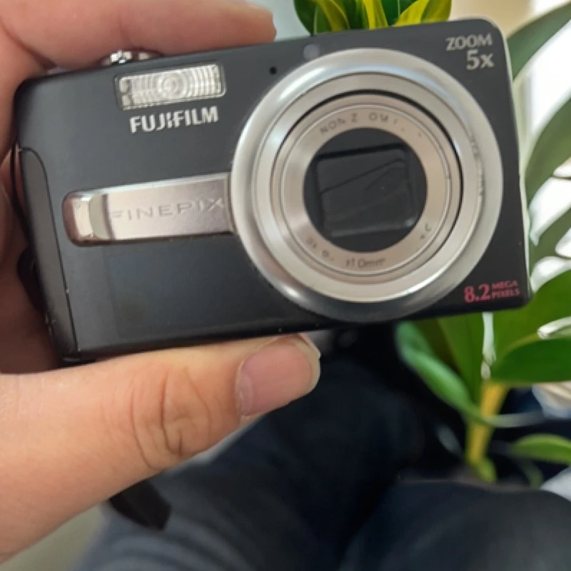 95新 Fujifilm/富士 富士J50复古质感数码相机便携拍照