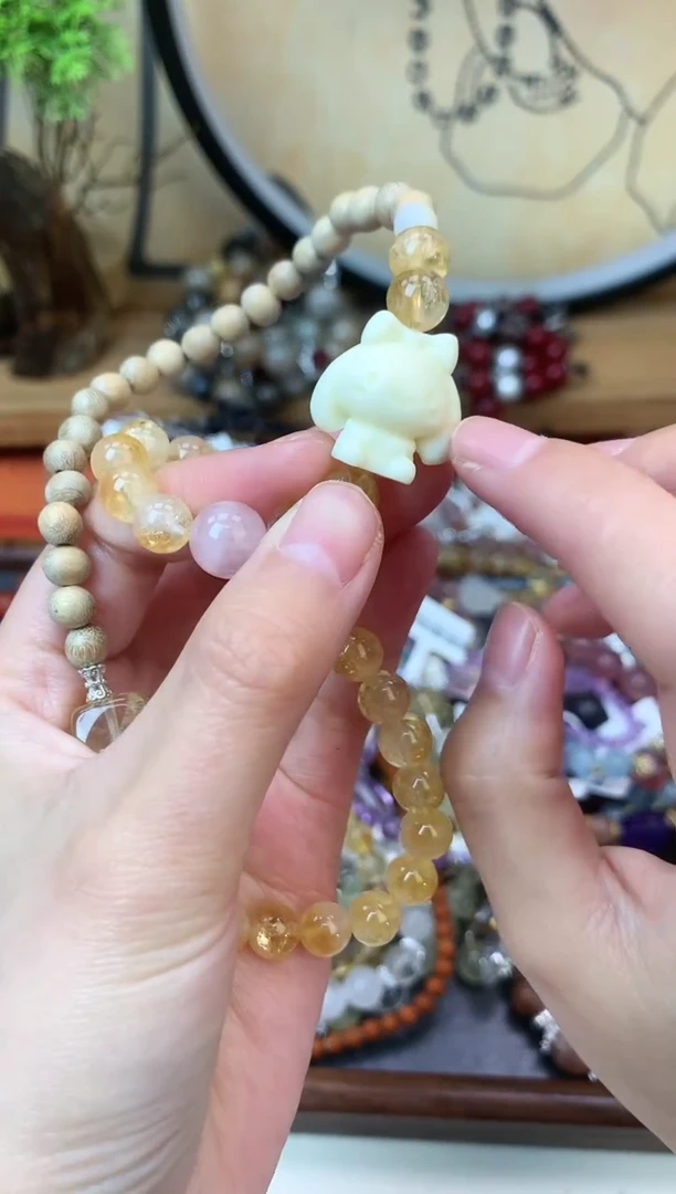 【闪购商品】黄晶手链未镶嵌379手串