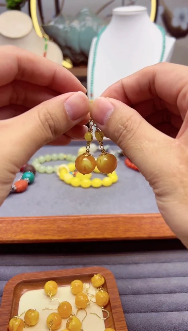 【闪购商品】蜜蜡耳饰14K金镶嵌e208`````