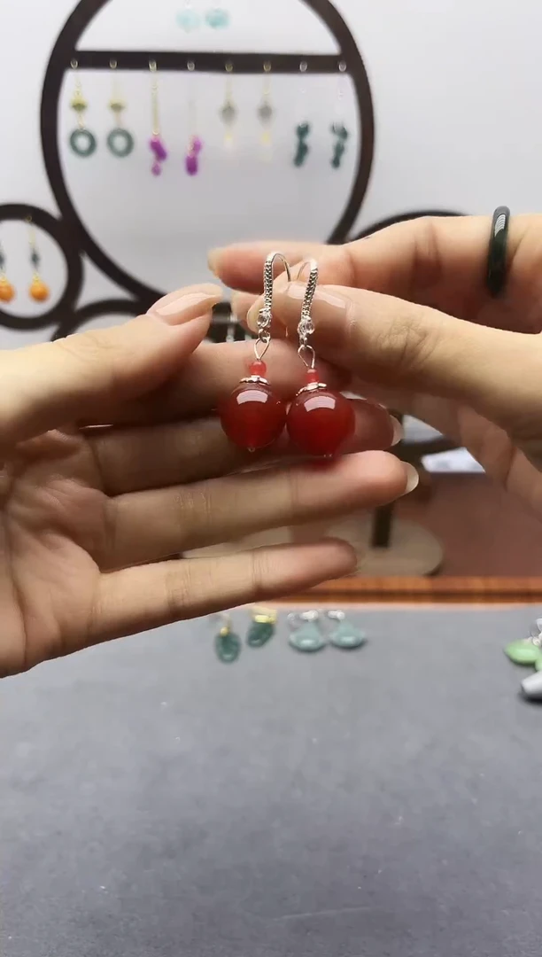 银S925镶嵌南红玛瑙耳饰829000