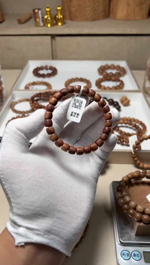 檀香木手串/手链微瑕沉水级 7x8直切单圈横纹