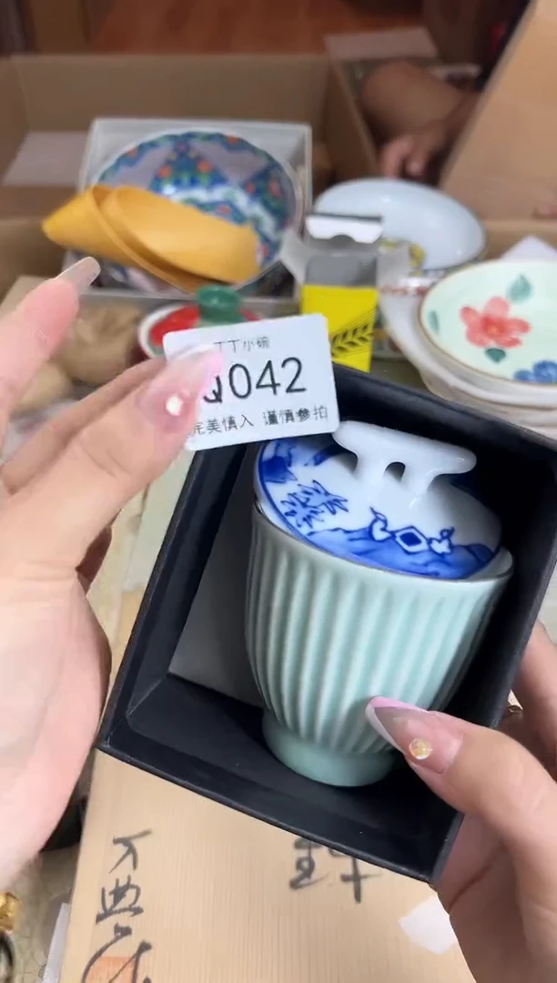 瓷片李*李042q