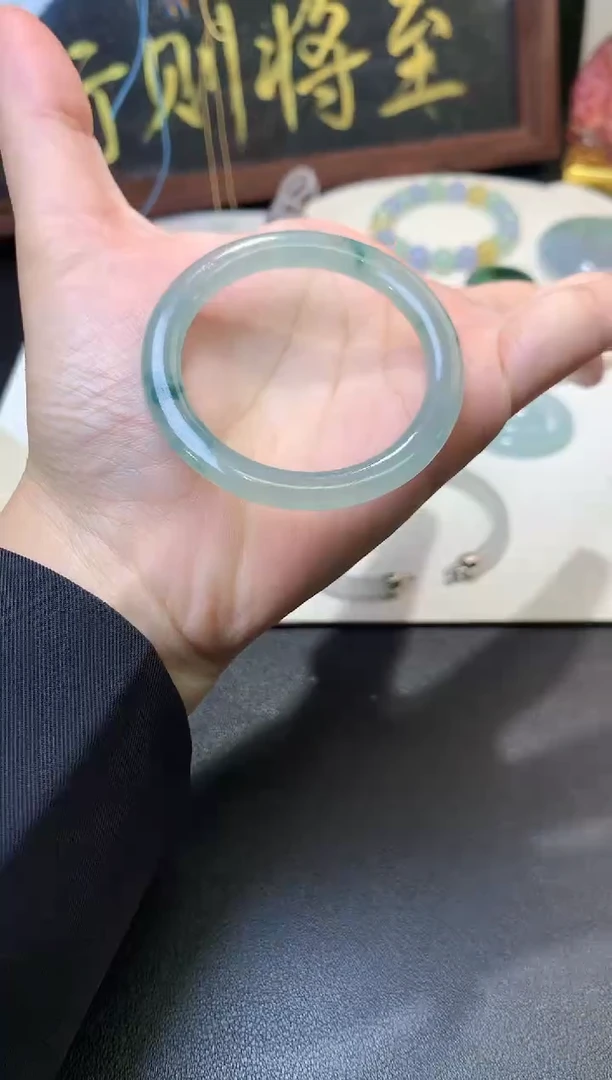 未镶嵌定制翡翠毛货