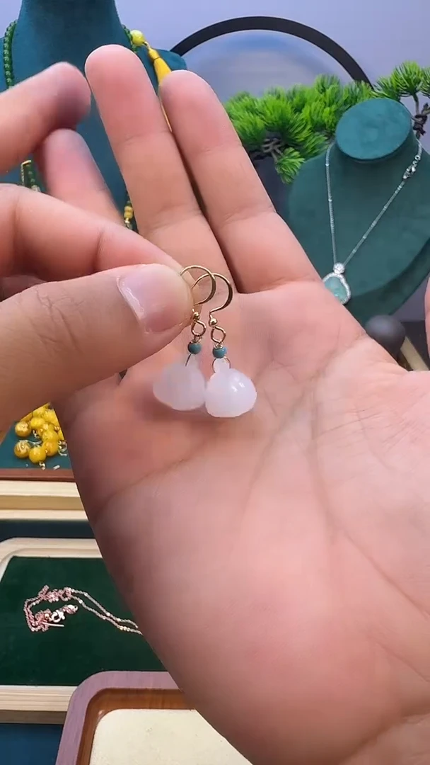 和田玉14K金镶嵌耳饰E179