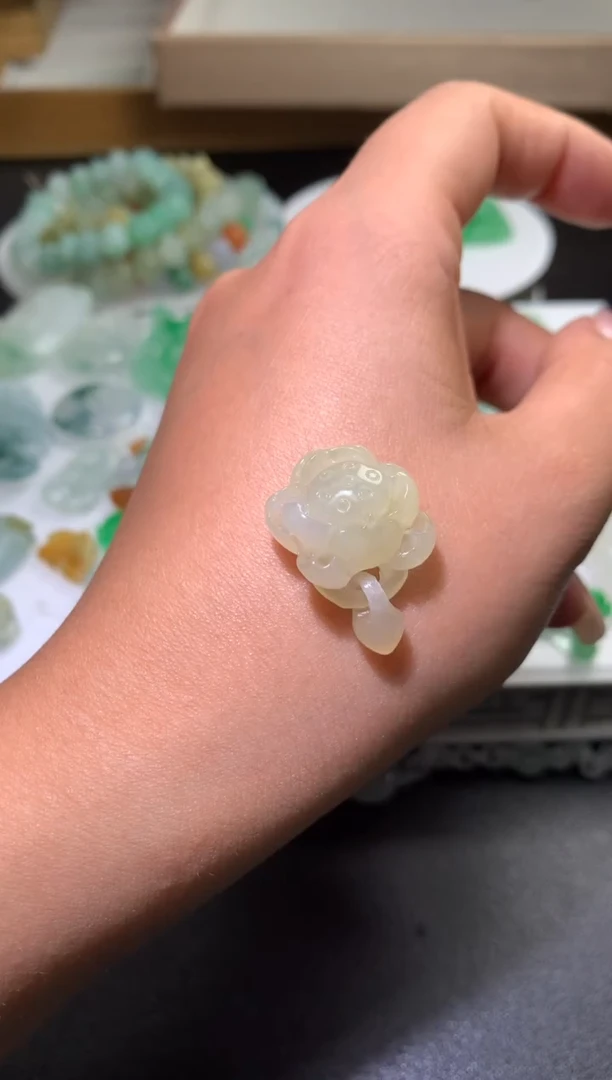 未镶嵌定制翡翠毛货