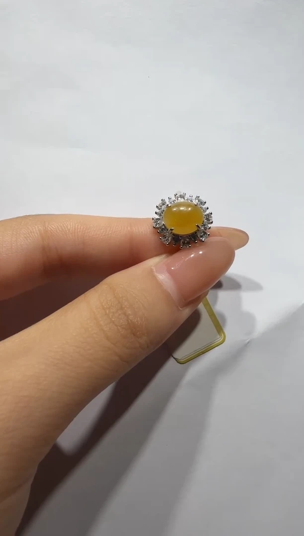 银S925镶嵌戒指翡翠E****y1