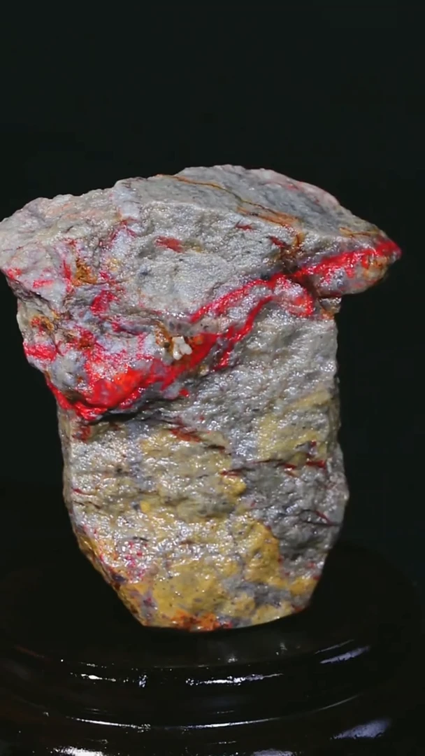 昌化石昌化鸡血石