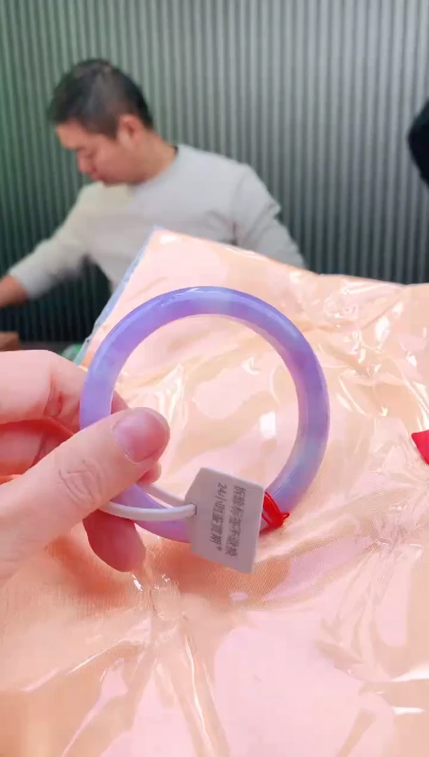 未镶嵌手镯翡翠57