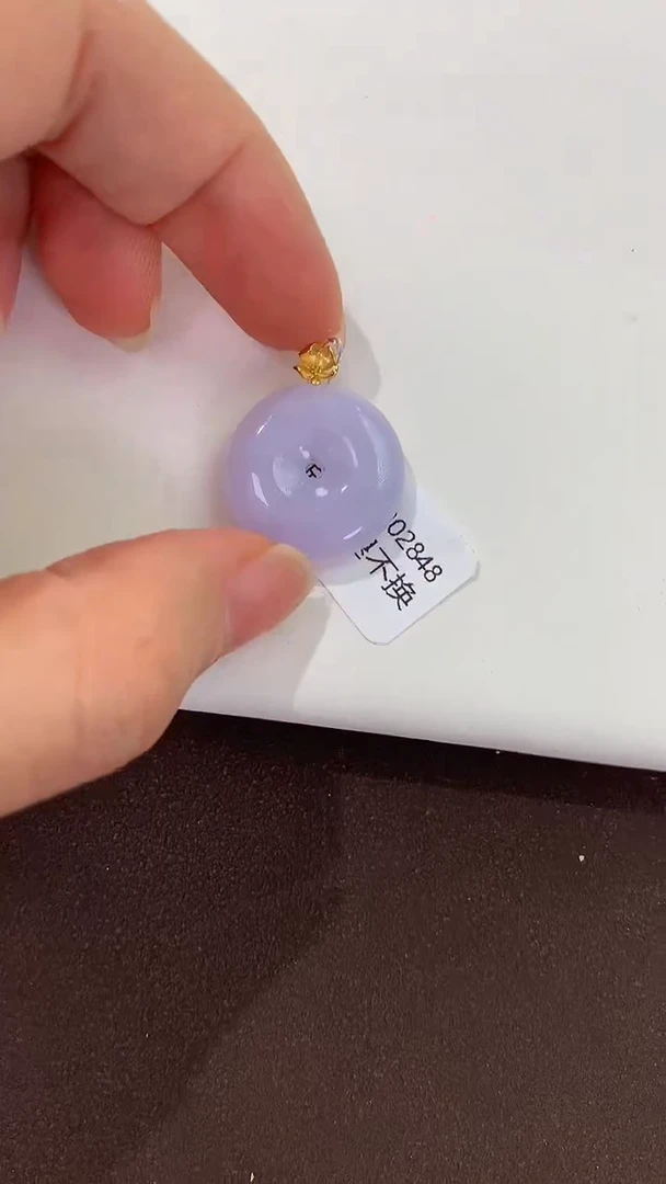 翡翠18K金镶嵌颈饰天然缅甸A货翡翠