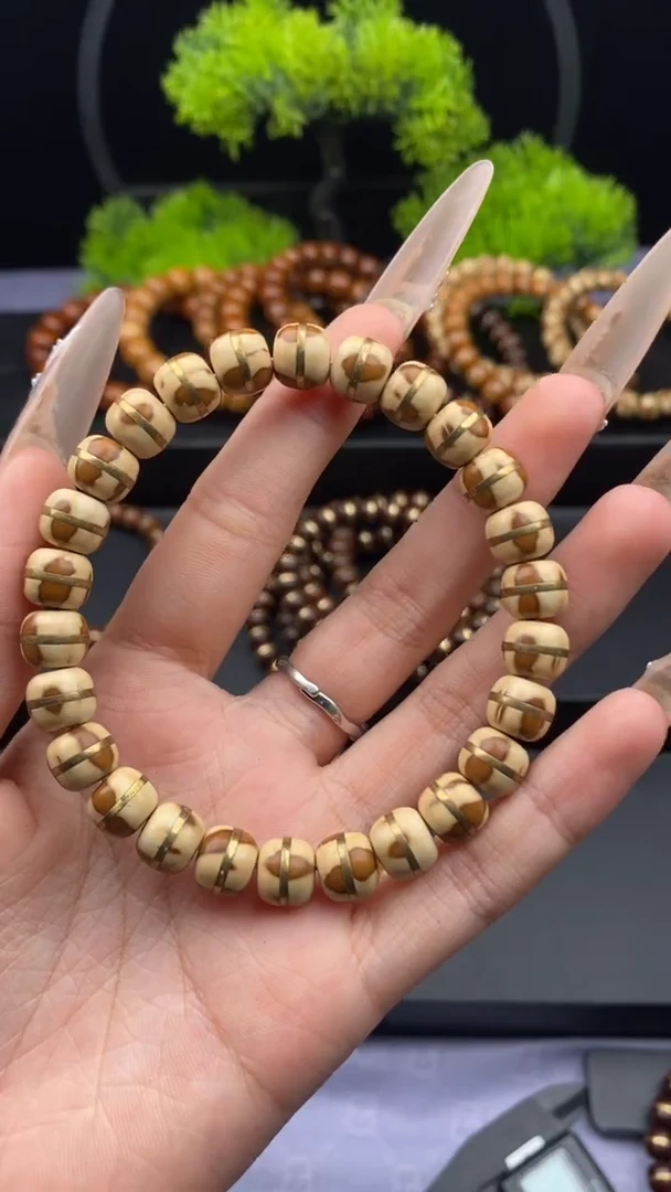 紫金鼠手串紫金鼠一线天二代花皮22号