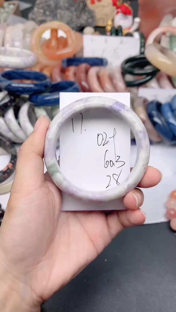 未镶嵌手镯石英质玉029