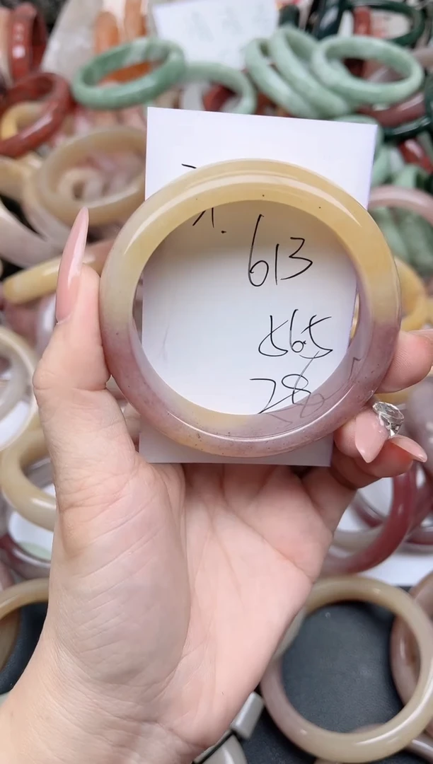 未镶嵌手镯石英质玉613