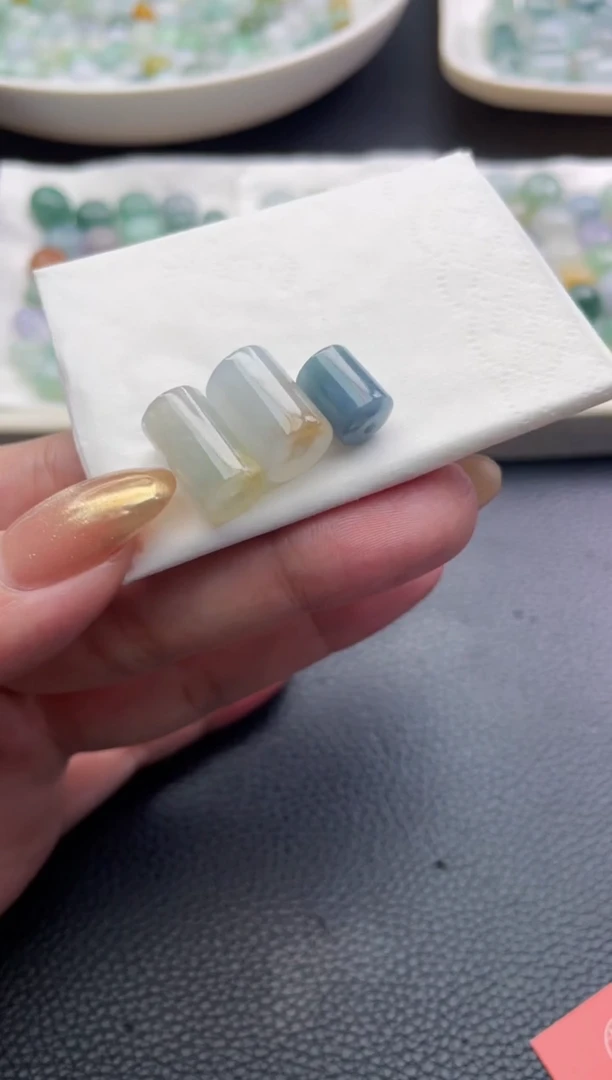 未镶嵌定制翡翠?****子珠子