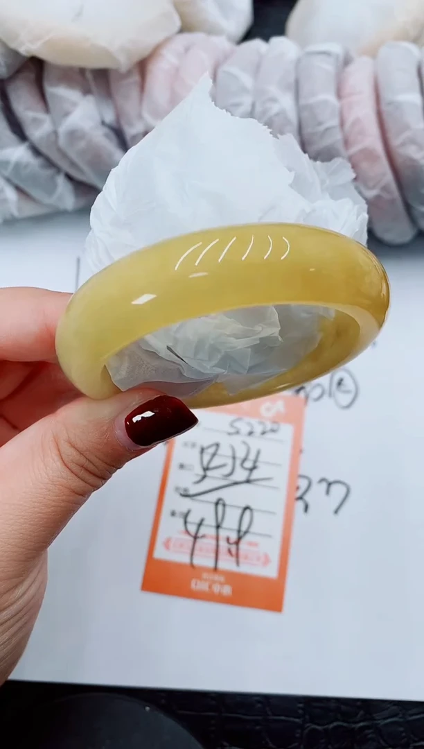 【闪购商品】石英质玉手镯未镶嵌S220-53-54