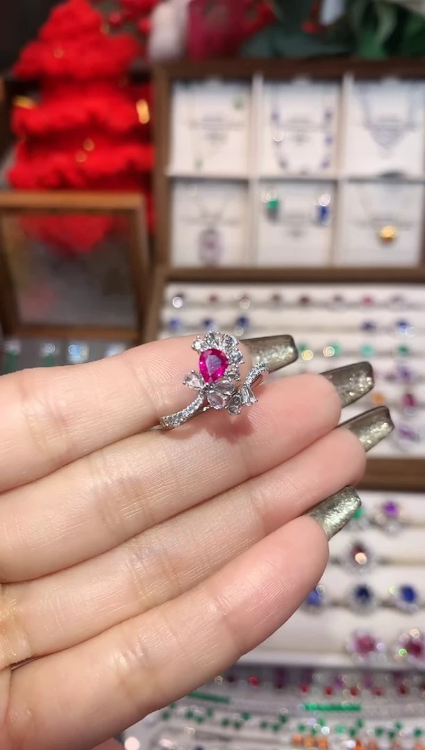 18K金镶嵌戒指红宝石0.54ct/天然宝石/七天无理由