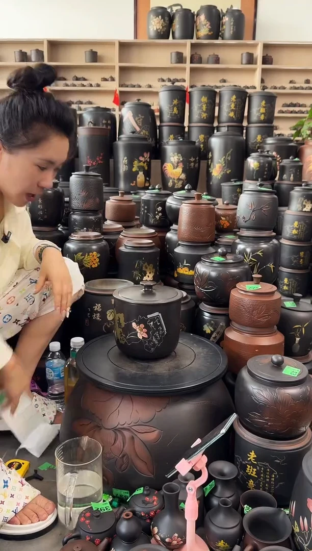 罐瑕疵茶叶罐 彩填小五饼  434