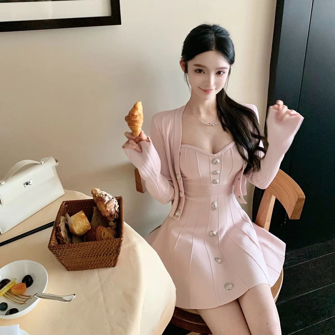 Hotdog 热狗很辣【名伶小香】银扣开衫+银扣抹胸裙精致气质两件套