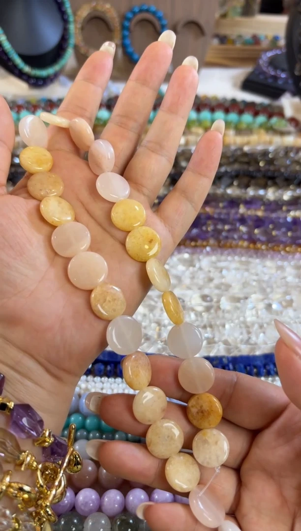 未镶嵌玛瑙/玉髓珠宝半成品黄玉圆片