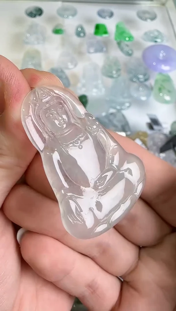 【闪购商品】翡翠吊坠(不含链)未镶嵌