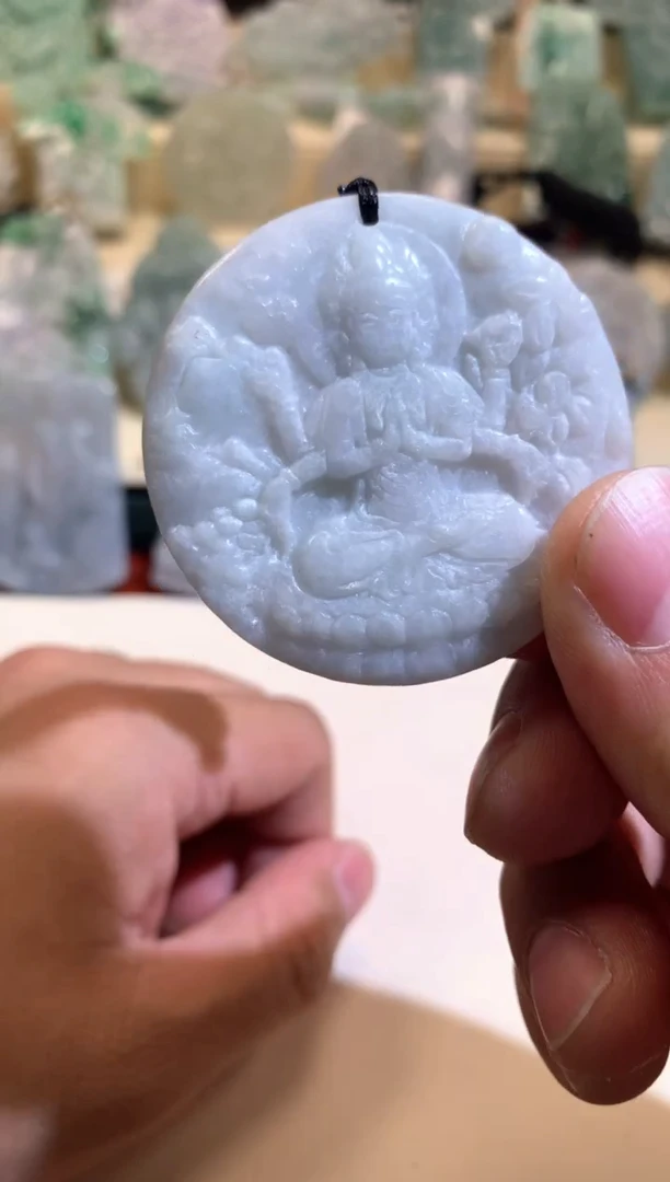 【闪购商品】翡翠颈饰未镶嵌01/21/134