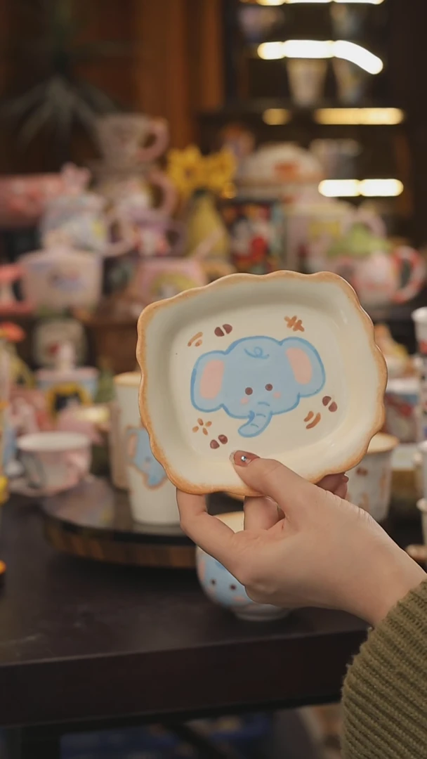 景德镇釉下彩绘设计师款式陶瓷