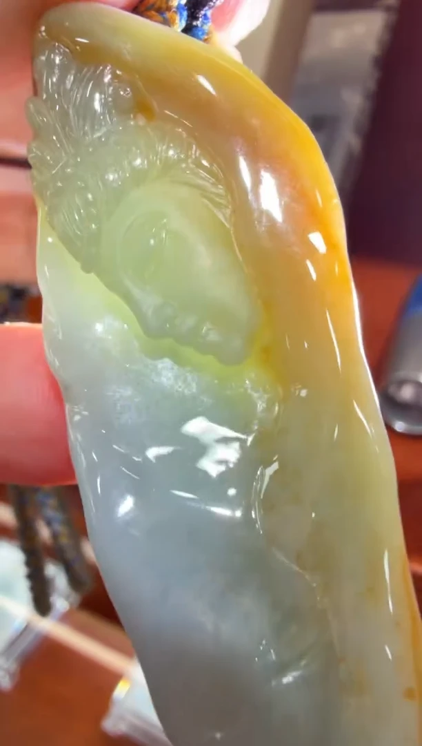 未镶嵌挂件翡翠A货翡翠孤品国雕谢林工