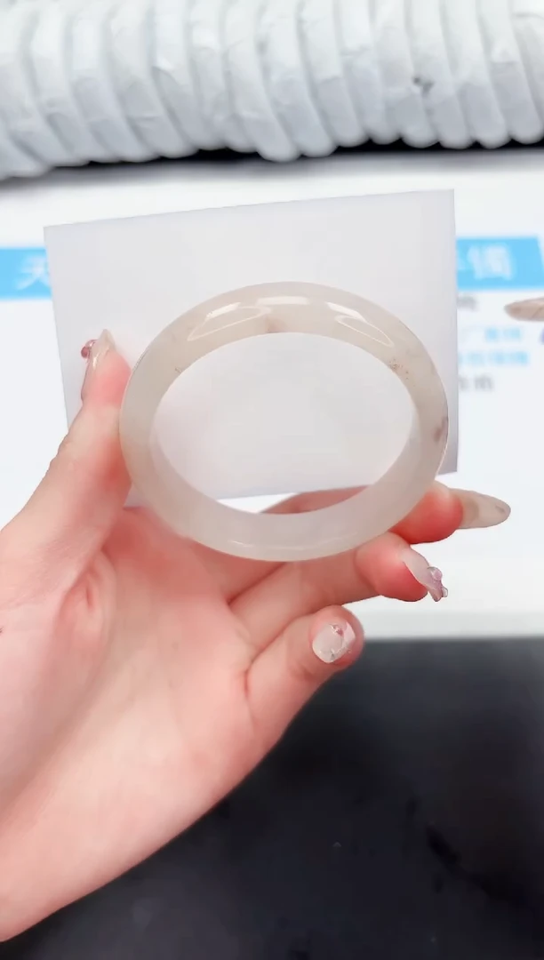 石英质玉手镯未镶嵌27-54.4TH