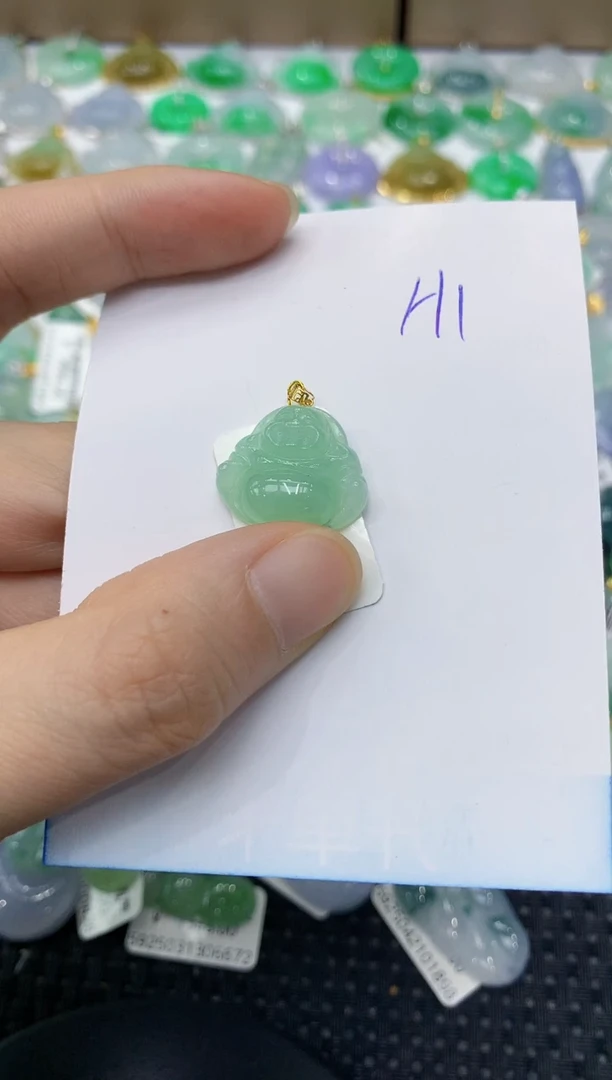 翡翠18K金镶嵌颈饰111111111