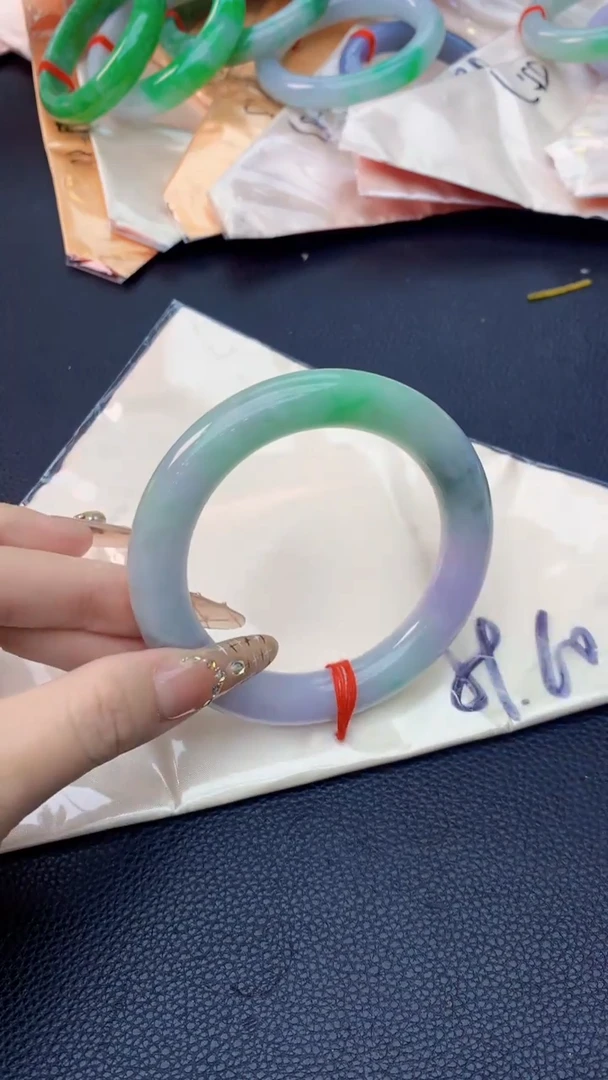 未镶嵌手镯翡翠0550656611