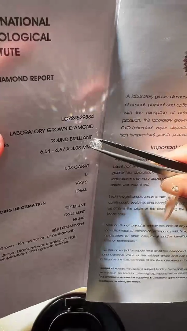 裸石合成钻石兰*儿LG9334  1.08ct