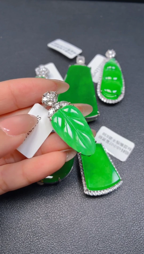 银S925镶嵌挂件翡翠1111