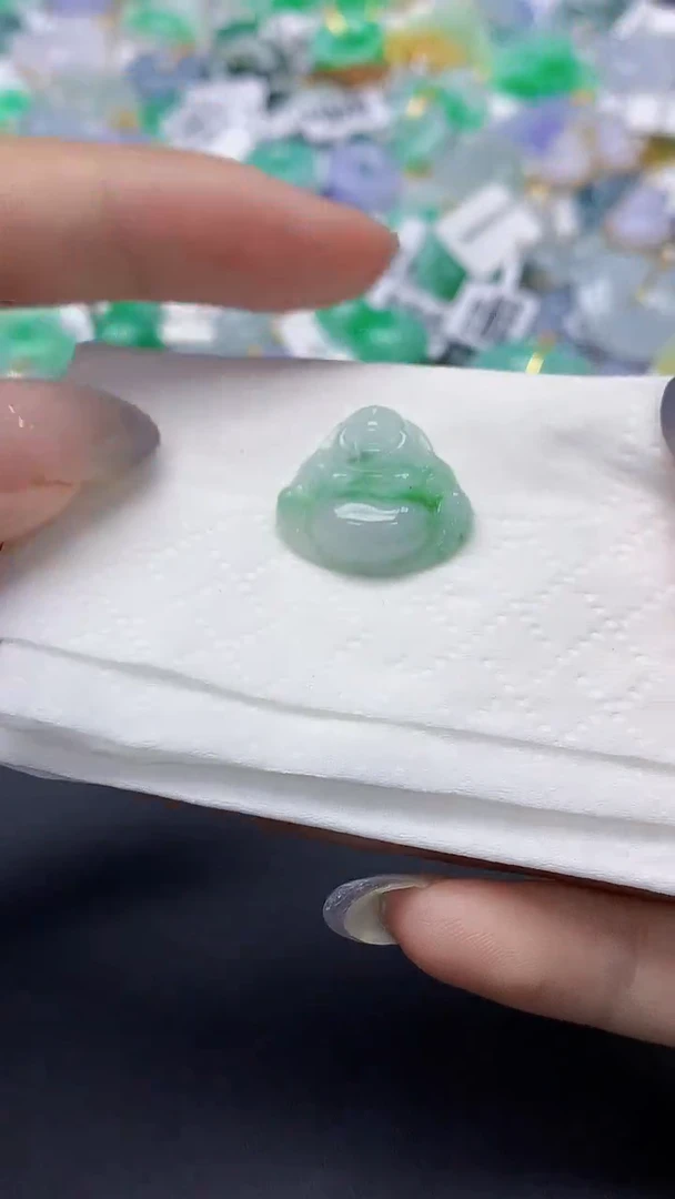 翡翠未镶嵌颈饰天然缅甸a货翡翠