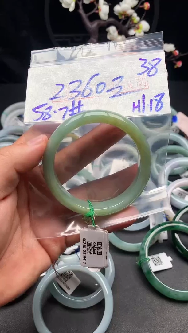 【闪购商品】定制翡翠未镶嵌毛货需精细抛光+多样性发货拍一发一