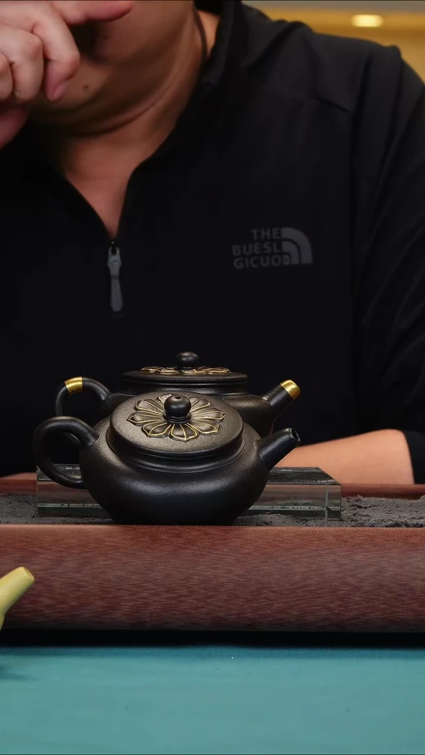 茶壶紫砂路**回莲语  本绿还原烧  魏加峰制