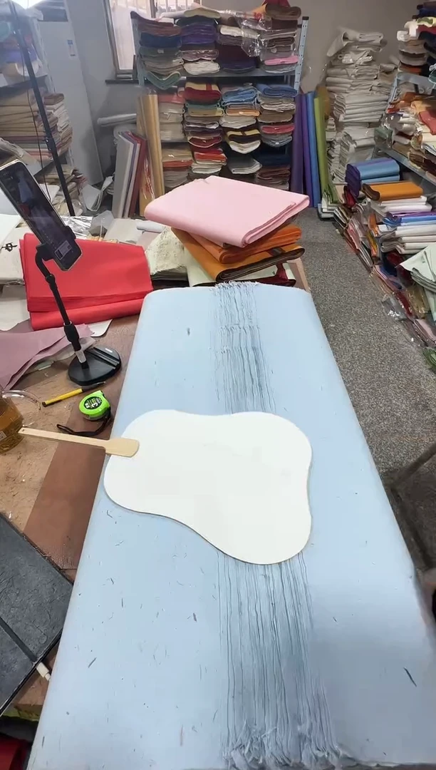 四尺50张褚皮淡蓝色黑皮