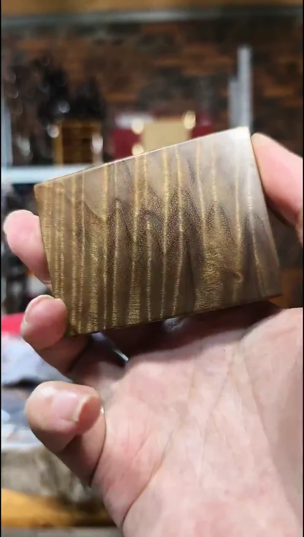 金丝楠无事牌手把件