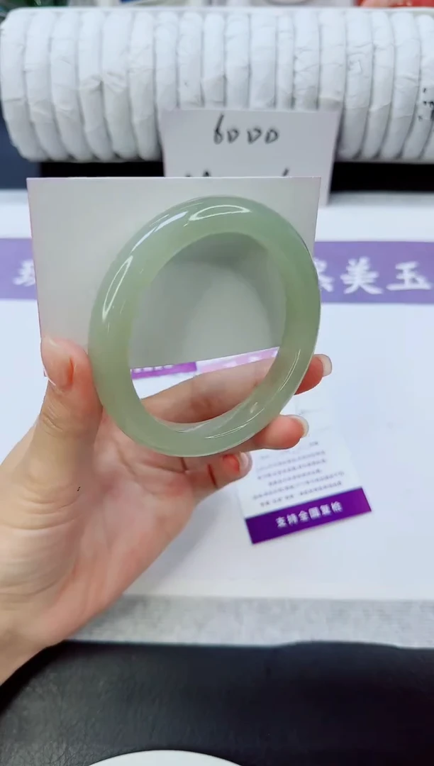 未镶嵌手镯石英质玉24/62